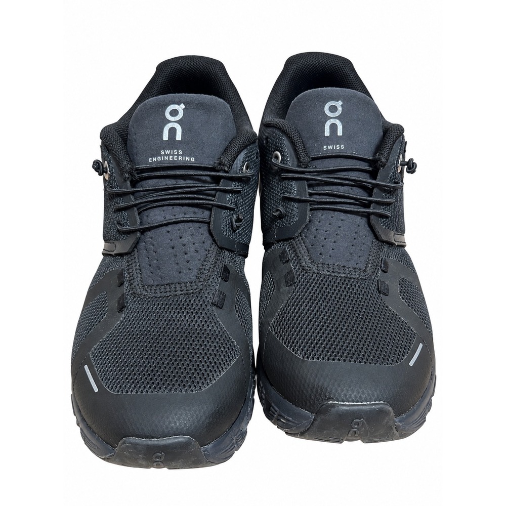 On Cloud 5 Running Shoes Womens 9 All Black Sneakers 59.98919